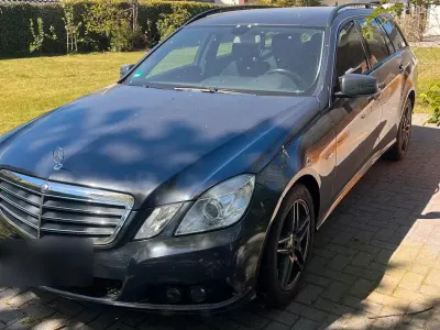Second-hand Mercedes E220