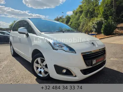 Gebraucht Peugeot 5008 120 PS (88 kW) 2015 Weiß Van / Kleinbus