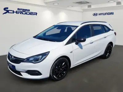 Gebraucht Opel Astra Edition 131 PS (96 kW) 2020 Weiss Kombi