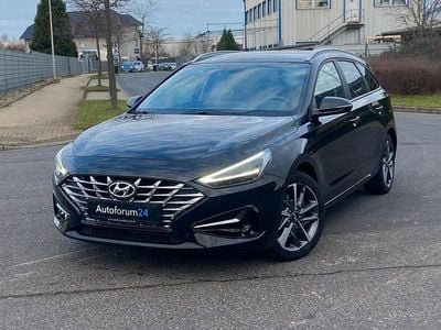 Gebraucht Hyundai i30 Edition 30+ 120 PS (88 kW) 2023 Schwarz Kombi