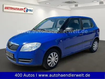 Usata Skoda Fabia Ambiente 69 CV (50 kW) 2009 Blu Berlina