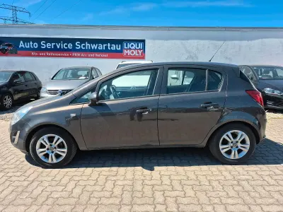 Używany Opel Corsa 90 KM (66 kW) 2013 Szary Hatchback