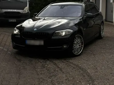 Gebraucht BMW 525 Comfort Edition 218 PS (160 kW) 2012 Schwarz Limousine
