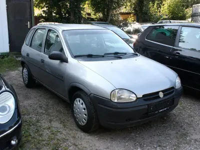 Gebraucht Opel Corsa Swing 60 PS (44 kW) 1995 Grau Kleinwagen
