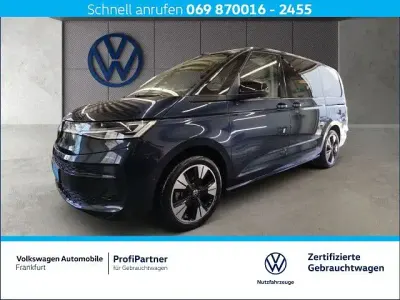 Gebraucht VW Multivan Life 204 PS (150 kW) 2025 Starlight blue metallic Van / Kleinbus