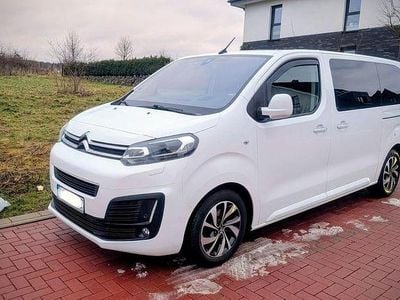 Weiß Gebraucht 2017 Citroën Spacetourer Business Class Van / Kleinbus | 23.900 € (Fairer Preis)