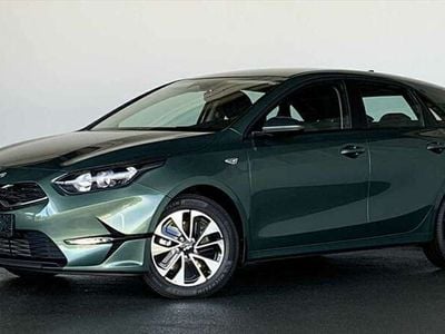 Neu Kia Ceed 140 PS (102 kW) 2025 Grün Kleinwagen