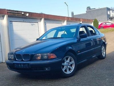Second-hand BMW 523 170 CP (125 kW) 1999 Albastru Berlinǎ