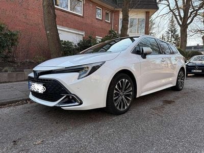 Gebraucht Toyota Corolla 196 PS (144 kW) 2025 Kombi