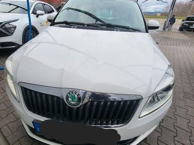 Gebraucht Skoda Fabia Ambition 105 PS (77 kW) 2012 Weiß Kombi