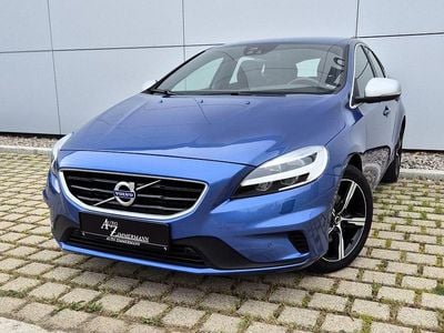 Gebraucht Volvo V40 R-Design 122 PS (89 kW) 2019 Blau Kleinwagen