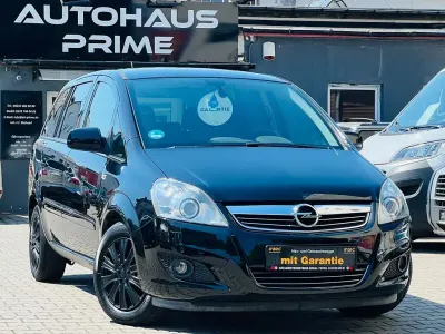 Gebraucht Opel Zafira Design Edition 140 PS (102 kW) 2011 Schwarz Van / Kleinbus