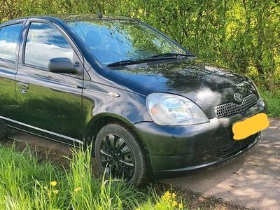 gebraucht Toyota Yaris 1.3 TÜV 01.2025