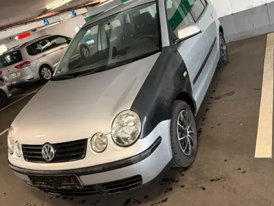 Używany VW Polo 2002 Srebrny Hatchback