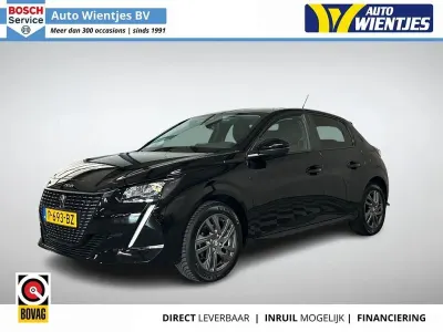 Gebraucht Peugeot 208 Active 73 PS (53 kW) 2022 Schwarz Kleinwagen