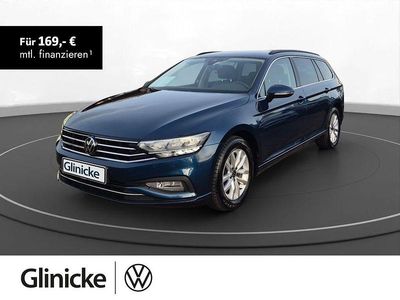 Blau Gebraucht 2023 VW Passat Business Kombi | 21.970 € (Fairer Preis)