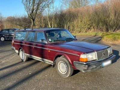 Gebraucht Volvo 240 118 PS (86 kW) 1993 Rot Kombi