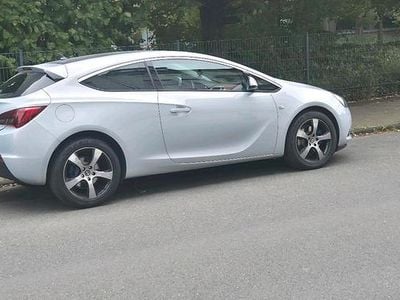 Opel Astra GTC