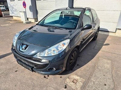Gebraucht Peugeot 206+ Basis 60 PS (44 kW) 2009 Schwarz Kleinwagen