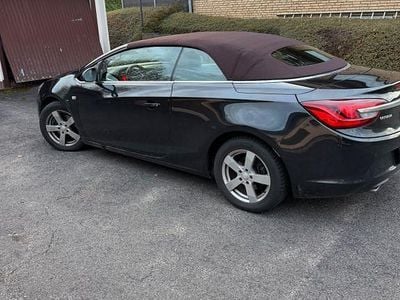 Gebraucht Opel Cascada Edition 120 PS (88 kW) 2013 Schwarz Cabrio