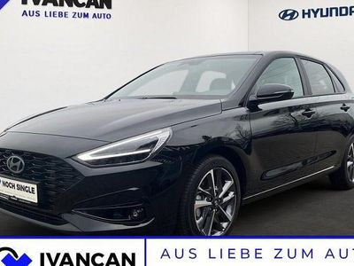 Schwarz Gebraucht 2025 Hyundai i30 Advantage Limousine | 27.990 € (Fairer Preis)