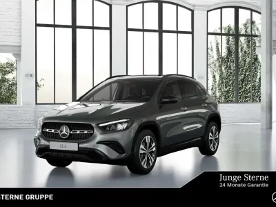 Usata Mercedes GLA200 Progressive 150 CV (110 kW) 2026 Grigio SUV