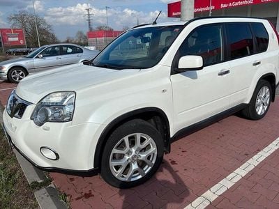 Gebraucht Nissan X-Trail 171 PS (125 kW) 2012 Weiß SUV