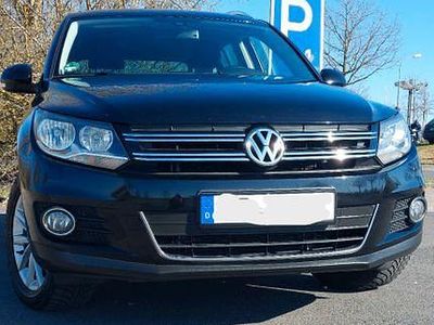 Gebraucht VW Tiguan 140 PS (102 kW) 2011 Schwarz SUV