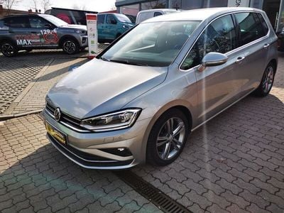 Silber Gebraucht 2018 VW Golf Sportsvan Highline Van / Kleinbus | 19.290 € (Teuer)
