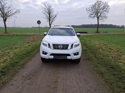 Gebraucht Nissan Navara Tekna 190 PS (139 kW) 2016 Weiß Pickup