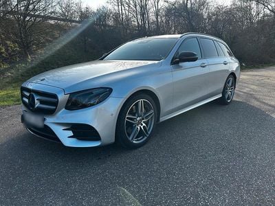 Gebraucht Mercedes E220 AMG 194 PS (142 kW) 2018 Silber Kombi