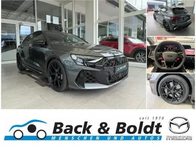 Gebraucht Audi RS3 Sport 400 PS (294 kW) 2025 Grau Limousine