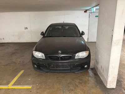 Gebraucht BMW 116 116 PS (85 kW) 2005 Schwarz Kleinwagen