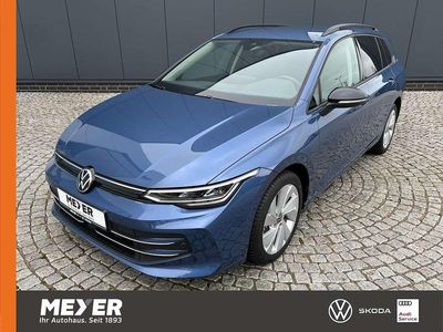 Gebraucht VW Golf VIII Goal 150 PS (110 kW) 2024 Anemonenblau metallic Kombi