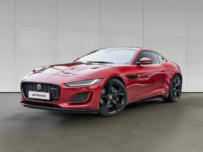 Gebraucht Jaguar F-Type R-Dynamic 304 PS (223 kW) 2021 Firenze red
