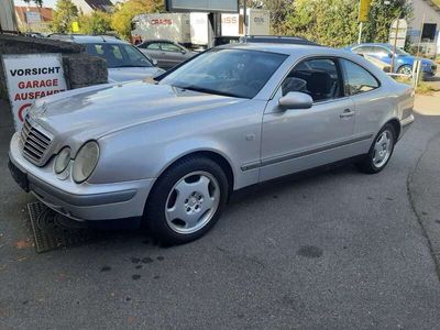 Mercedes CLK320