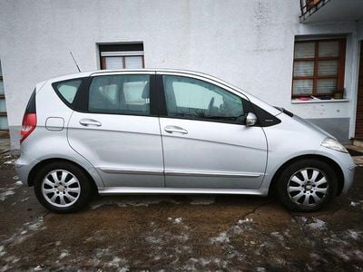 Gebraucht Mercedes A180 Elegance 109 PS (80 kW) 2008 Silber Limousine