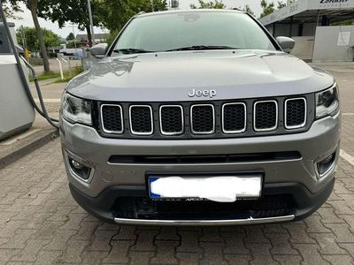 Gebraucht Jeep Compass Limited 170 PS (125 kW) 2018 Grau SUV
