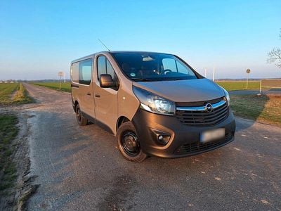 Usata Opel Vivaro 120 CV (88 kW) 2018 Monovolume