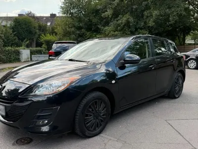 Gebraucht Mazda 3 105 PS (77 kW) 2010 Schwarz Kleinwagen