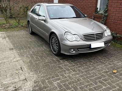 Gebraucht 2004 Mercedes C320 Avantgarde Limousine | 4.500 € (Teuer)