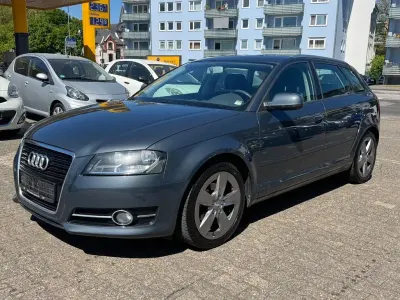Gebraucht Audi A3 Ambition 105 PS (77 kW) 2012 Grau Kleinwagen