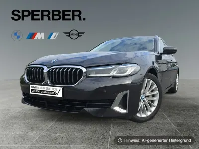 Gebraucht BMW 530e 292 PS (214 kW) 2023 Grau Limousine