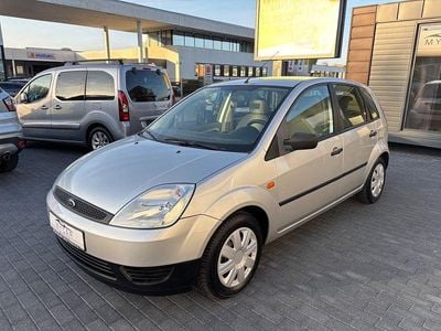 Usata Ford Fiesta 80 CV (58 kW) 2003 Argento Utilitaria