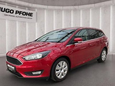 Rot Gebraucht 2018 Ford Focus Cool & Connect Kombi | 11.900 € (Fairer Preis)