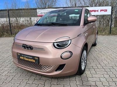 Gebraucht Fiat 500e 86 kW (118 PS) 2023 Gold Kleinwagen