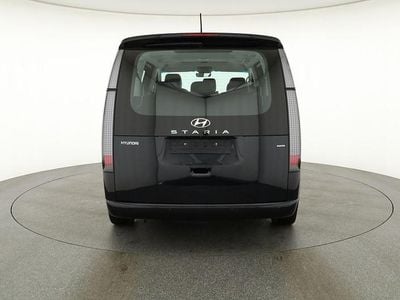 Gebraucht Hyundai Staria Premium 177 PS (130 kW) 2022 Moonlight blue / mic Van / Kleinbus