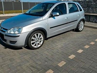 Gebraucht Opel Corsa 81 PS (59 kW) 2004 Silber Kleinwagen