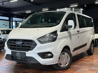 Gebraucht Ford Transit Custom 131 PS (96 kW) 2021 Frostweiß Van