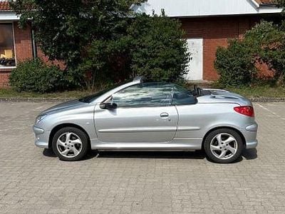 Gebraucht Peugeot 206 CC 109 PS (80 kW) 2024 Silber Cabrio